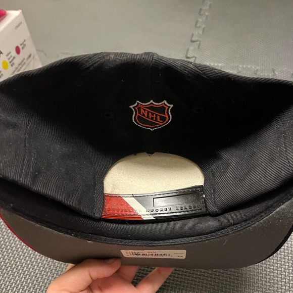 Deadstock Ottawa senators NHL Bauer Mens Hat Black NWT one size - Picture 6 of 7